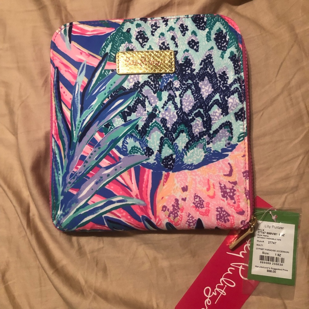 NWT Lilly Pulitzer getaway tote